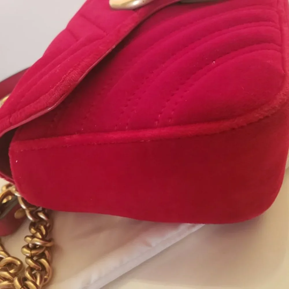 ❌SOLD❌GUCCI Marmont Red Velvet Bag - Picture 12 of 15